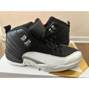 Air Jordan 12 Retro (GS) Shoes Black White Red Size 8.5 *read Description Nike Jordan 12 Retro Taxi Flip Black White Red Men GS Size  main image 3